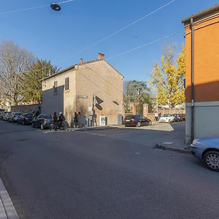 Apartment Guesthost - Dimora Storica Manfredini Nel Cuore Di