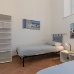 Guesthost - Dimora Storica Manfredini Nel Cuore Di Apartman *