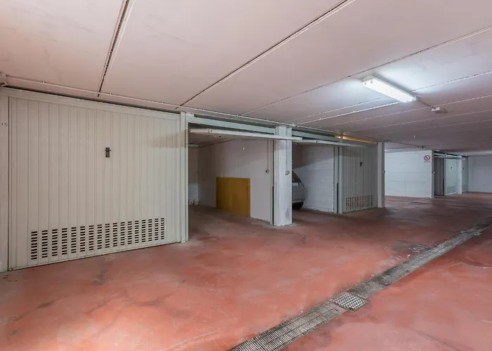 Guesthost - Dimora Storica Manfredini Nel Cuore Di Apartament