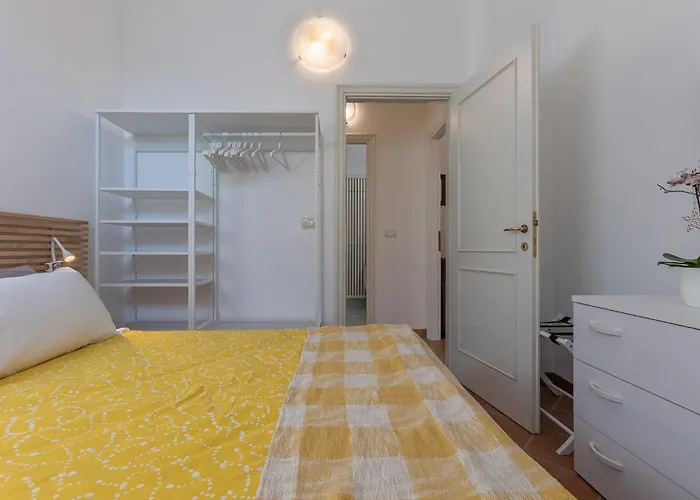 Guesthost - Dimora Storica Manfredini Nel Cuore Di * Ferrara